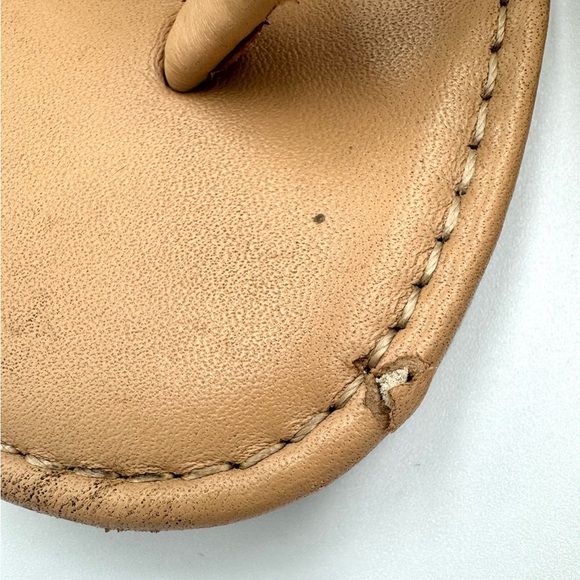 Vince Sz 8 Olexa-B Tan Leather Flip Flops - Picture 6 of 6